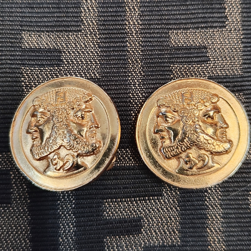🪙 VTG Fendi Janus coin clipon earrings 🪙
